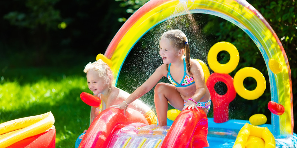 Aufblasbare Wasserrutsche