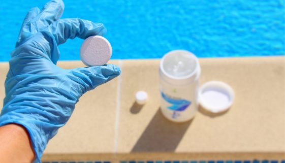 Poolreinigungsmittel