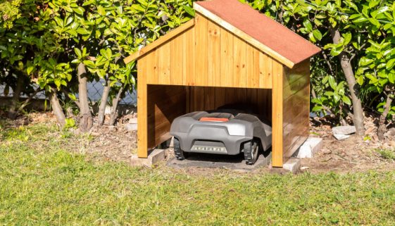 Mähroboter-Garage